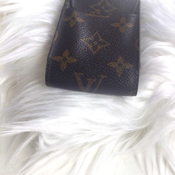 🎉HOST PICK🎉 Louis Vuitton Monogram Pouch/Cigarette Case - Picture 4 of 10